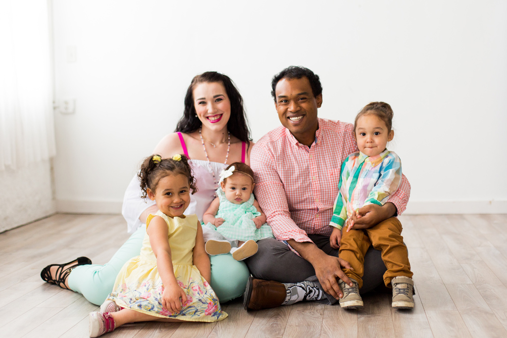 family of five, seattle family photographer in studio session