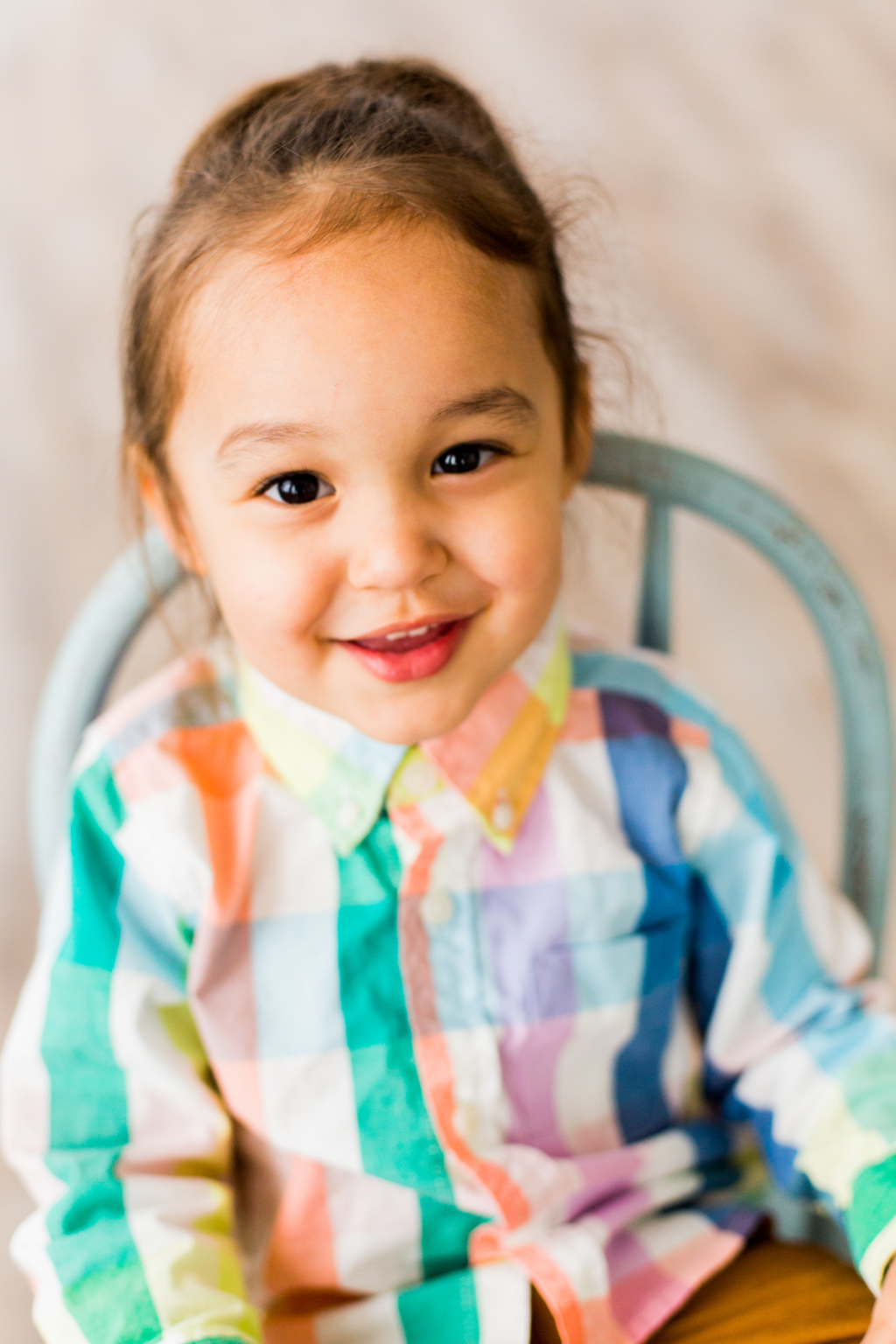 little boy in chair, seattle family photographer