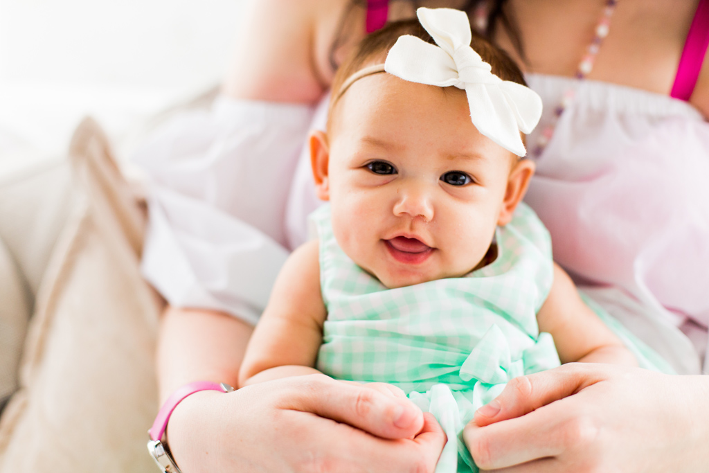 three month old baby smiling, seattle family photographer