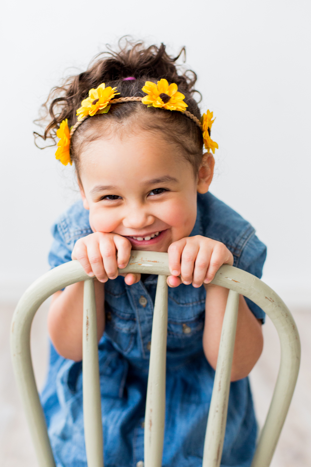 little girl giggling, seattle family photographer