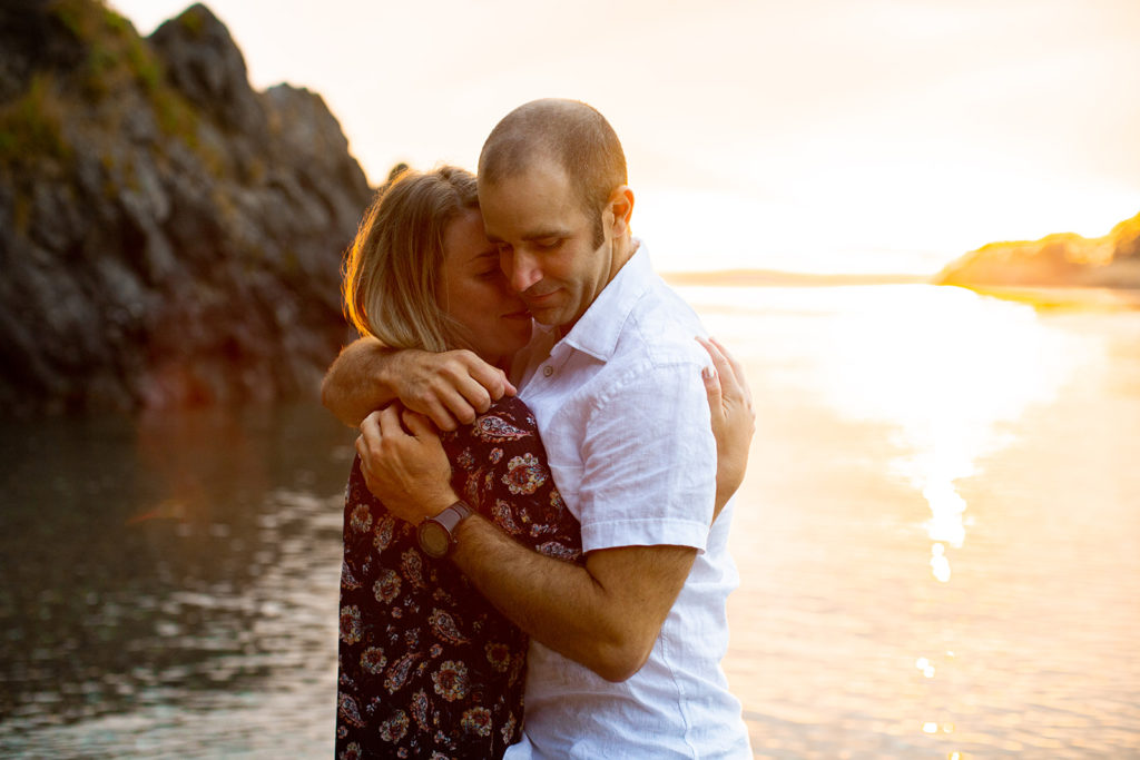 Deception Pass Engagement Session / Emma Lee Photography