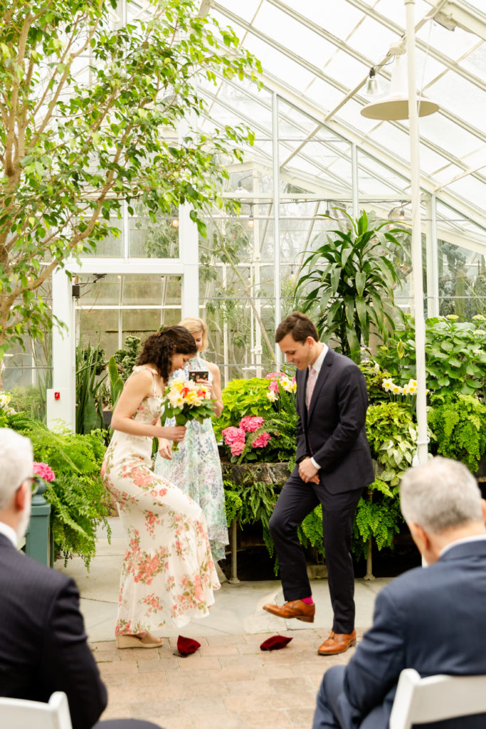 Volunteer Park Conservatory Wedding Seattle Wedding Photographer Emma Lee Photography